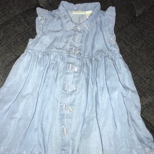 Girls dress